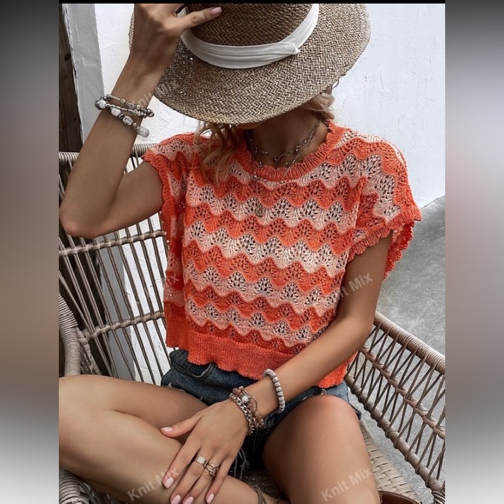 SHEIN || NWOT Orange and Cream Knit Top (M)